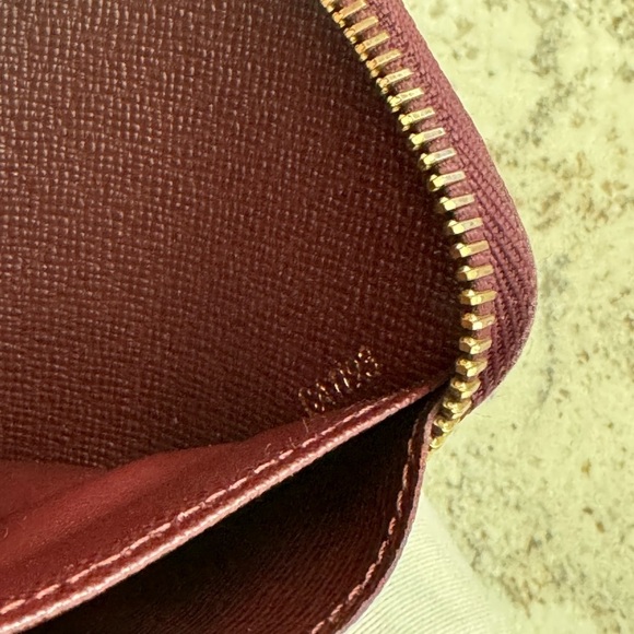 Louis Vuitton Damier Paillettes Sequin wallet - Picture 9 of 11